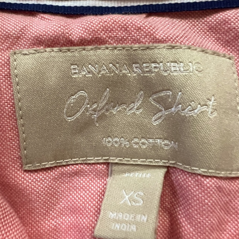 Banana republic 100 percent cotton Oxford shirt